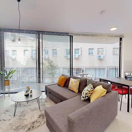 Comfortable Apartment With Balcony By Holyguest Tel-Aviv Extérieur photo